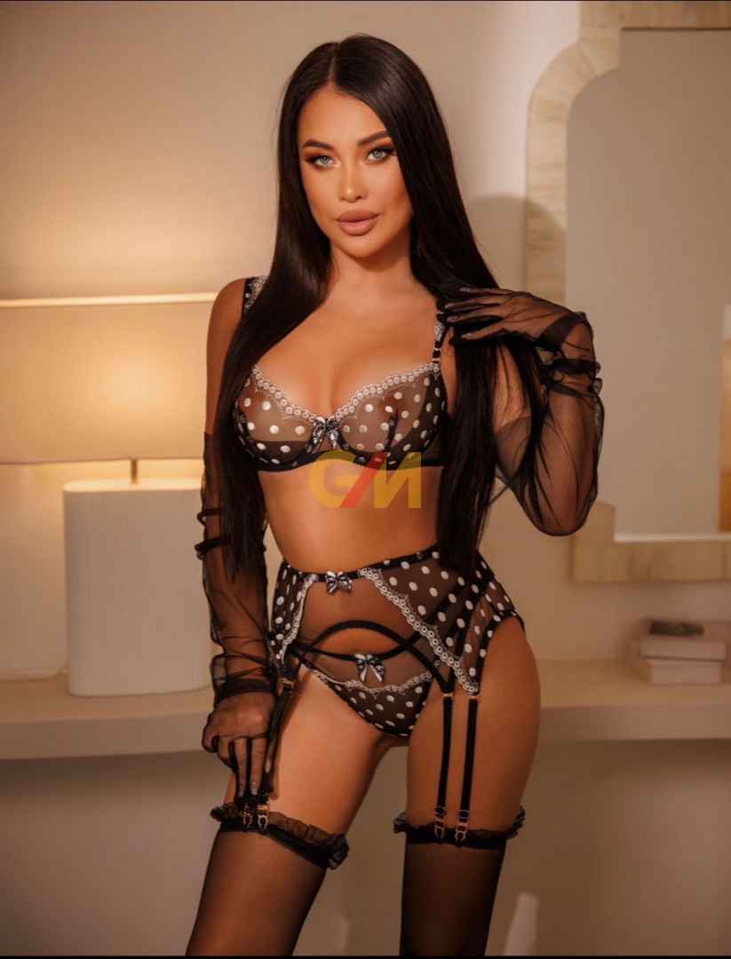 Lesbian Escort in Rio de Janeiro, Female escort directory in Rio de Janeiro, Submissive Escort Service in RJ, escort Brazil, Footjob Service in Rio, hot escort girls RJ, luxury Rio de Janeiro escorts, garota de programa brasileira
