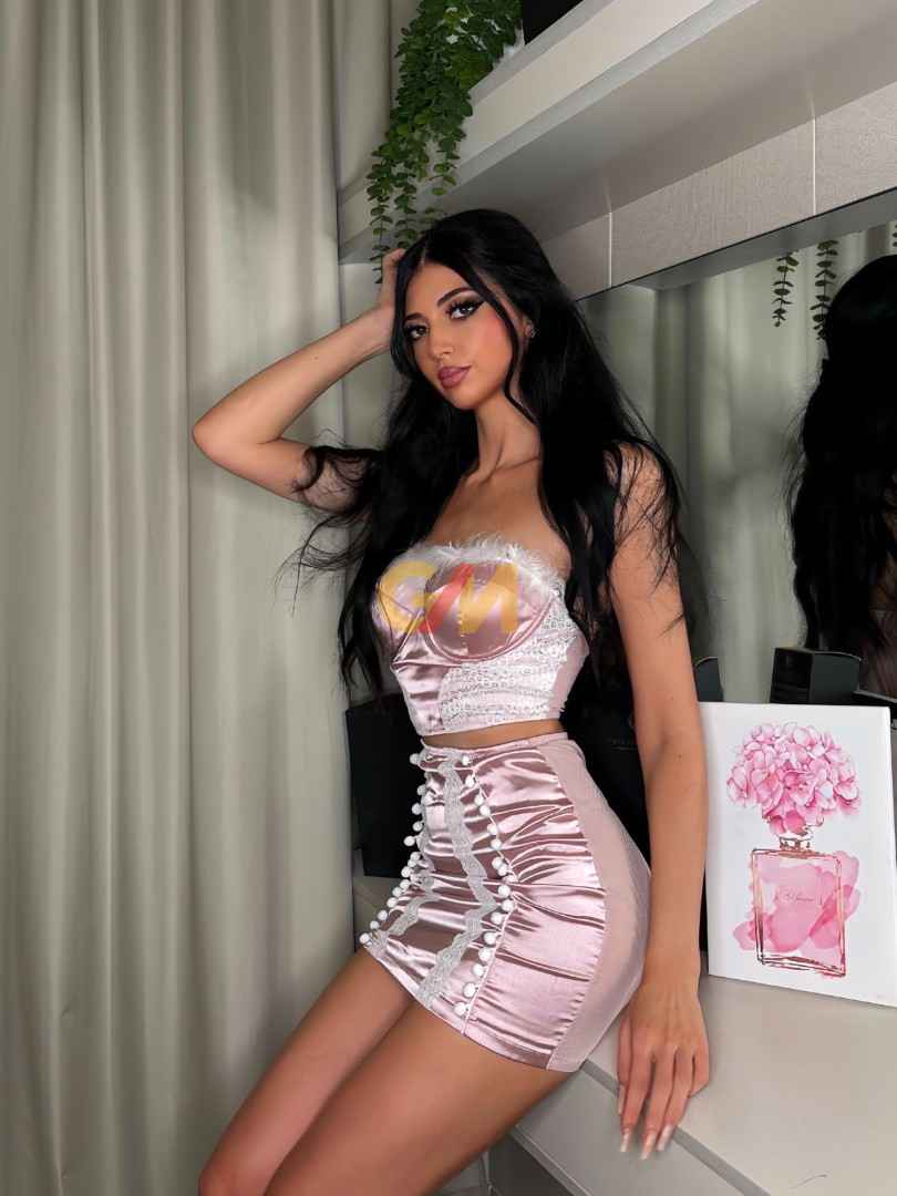 Swallow Escort in Rio de Janeiro, RJ top escorts, escort catalog Rio de Janeiro, escort Brazil, Escort Massage Services Rio de Janeiro, Nude Erotic Massage in Rio, brunette escorts Rio de Janeiro, Escort News RJ, garota de programa brasileira